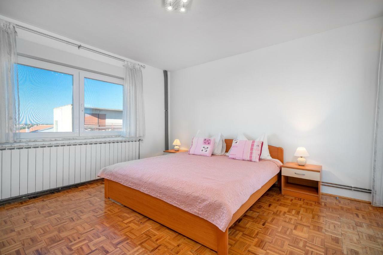 Apartmani Pataca Vodice Eksteriør billede
