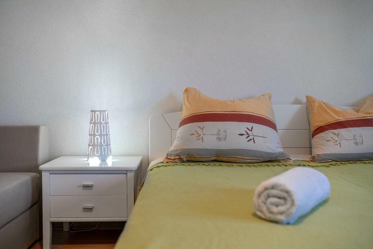 Apartmani Pataca Vodice Eksteriør billede