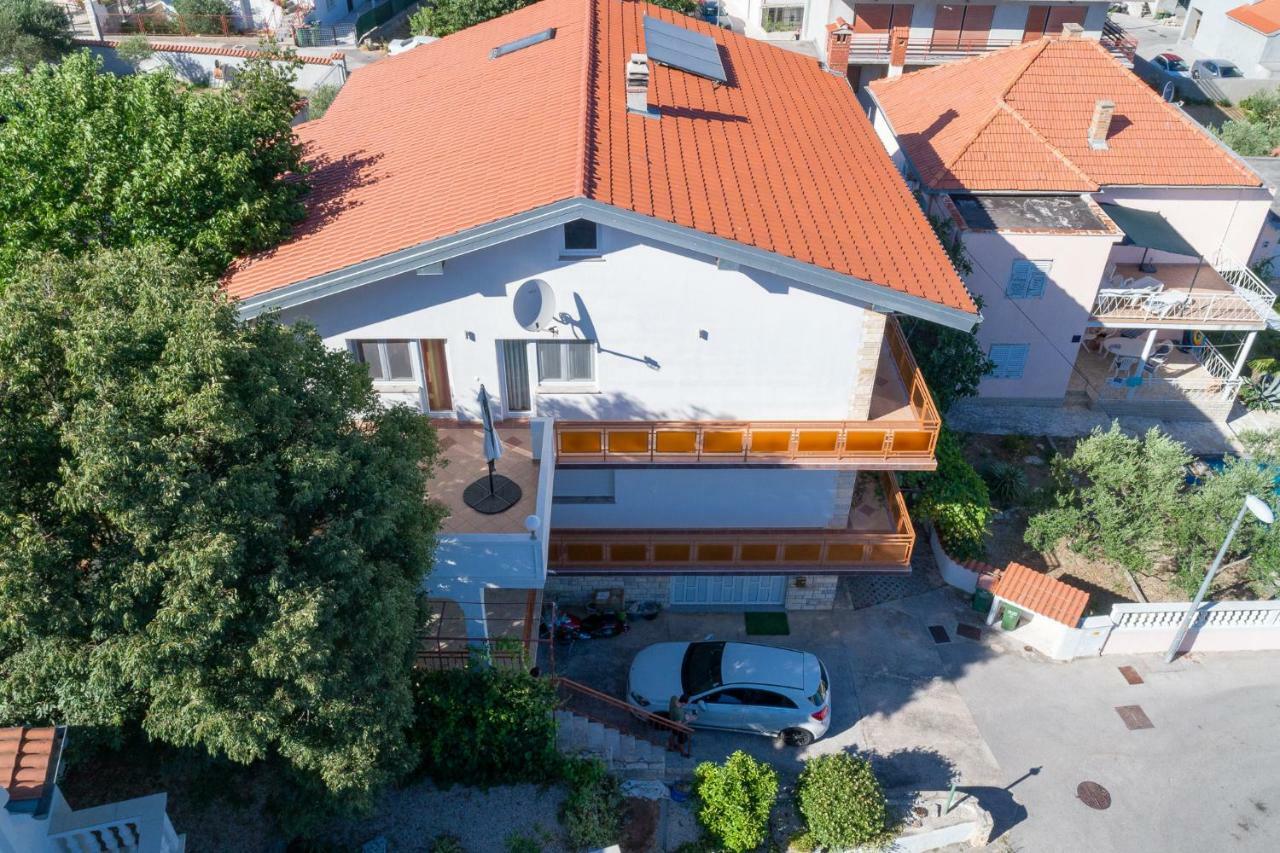 Apartmani Pataca Vodice Eksteriør billede